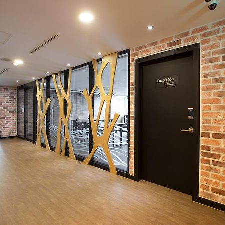 Cinema House Hotel In Busan Eksteriør bilde