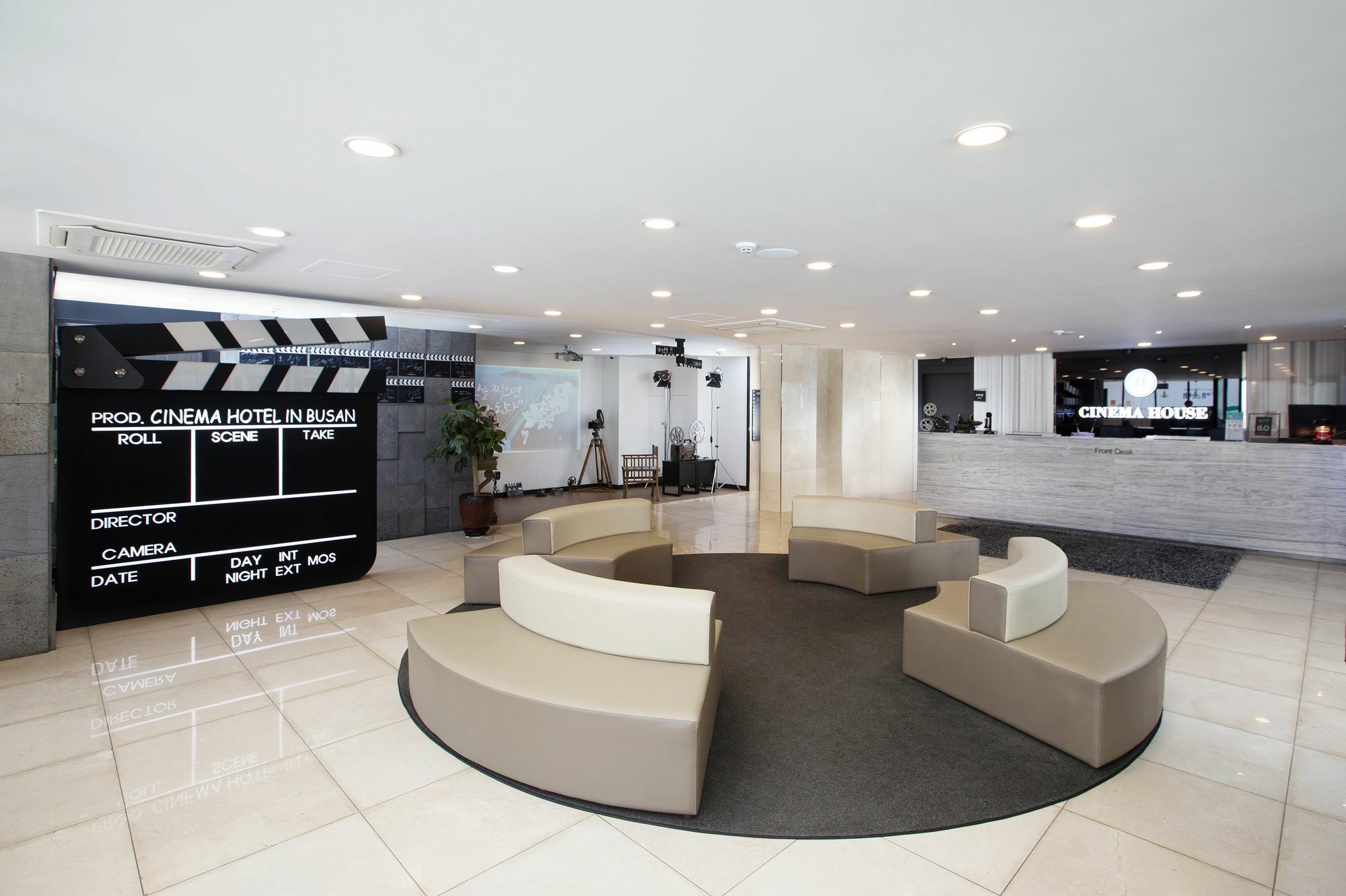 Cinema House Hotel In Busan Eksteriør bilde