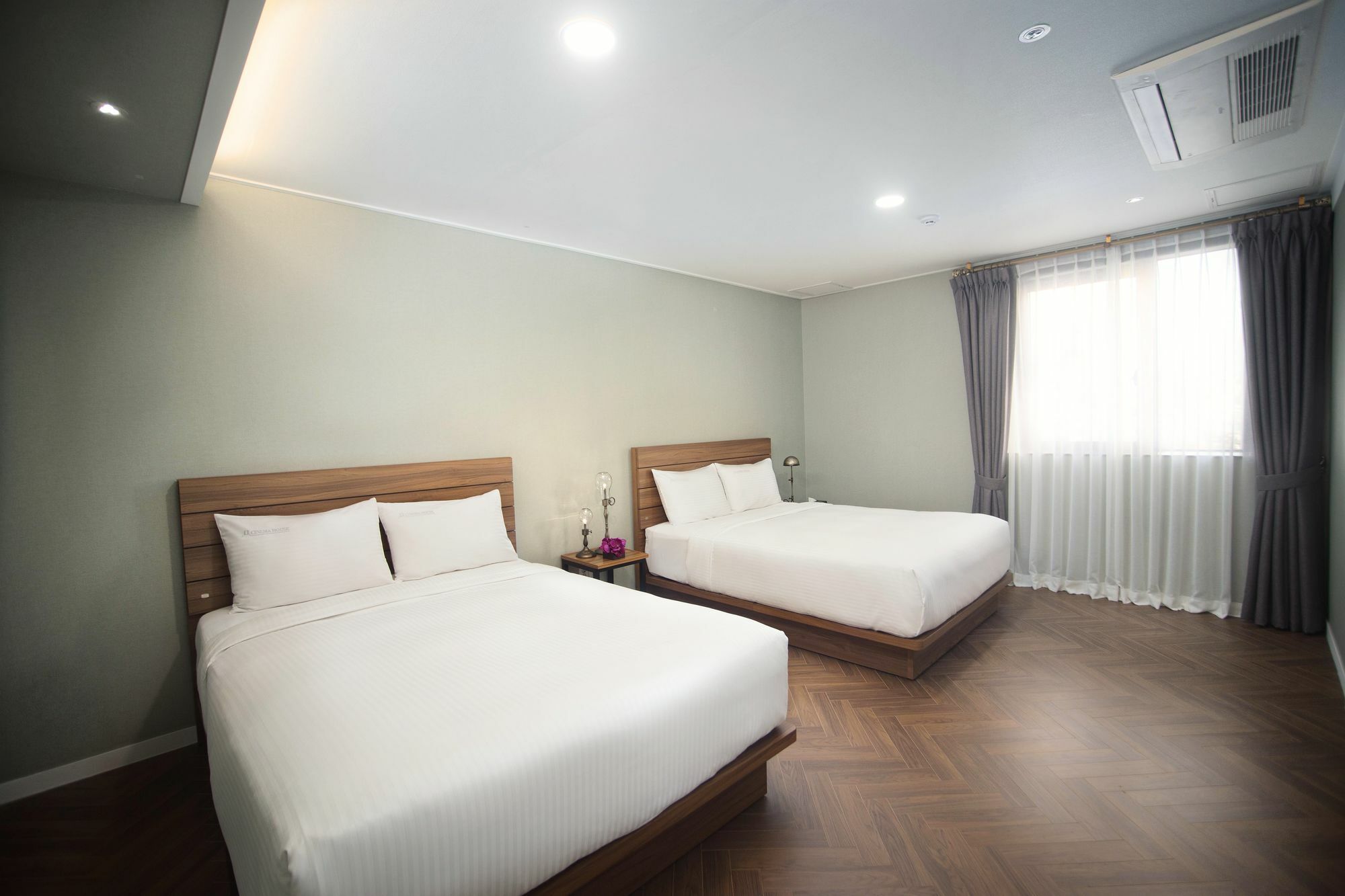 Cinema House Hotel In Busan Eksteriør bilde